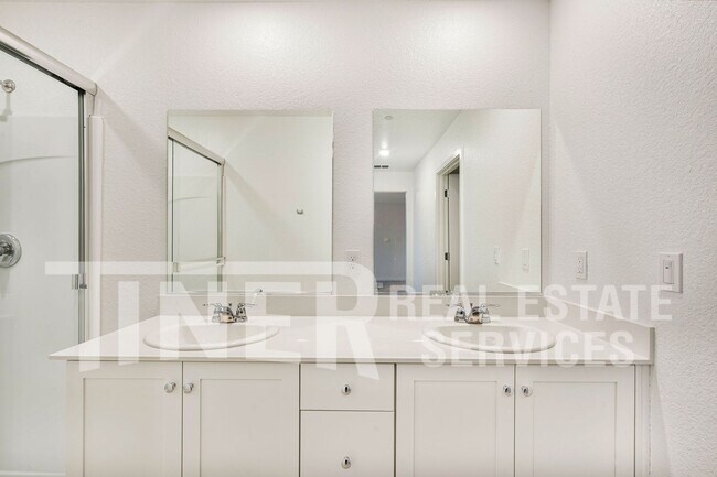 Building Photo - 8540 Anker Wy