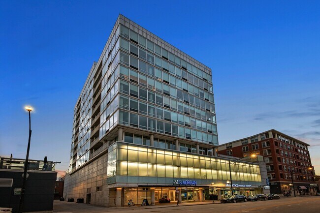 Building Photo - 24 S Morgan Apartments