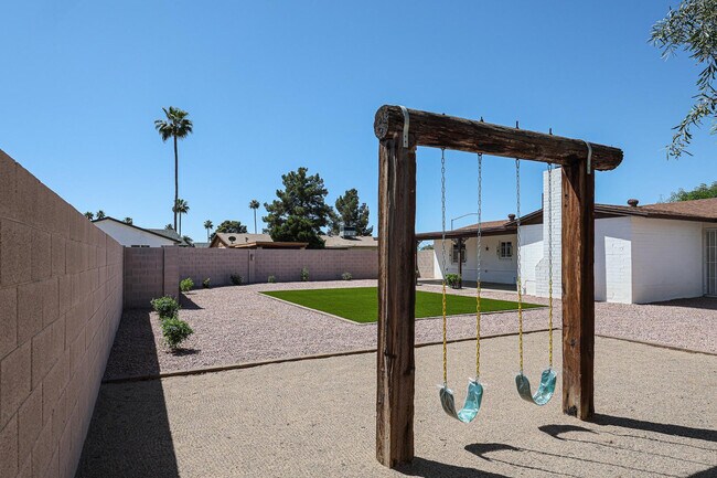 Building Photo - 12009 N 34th St