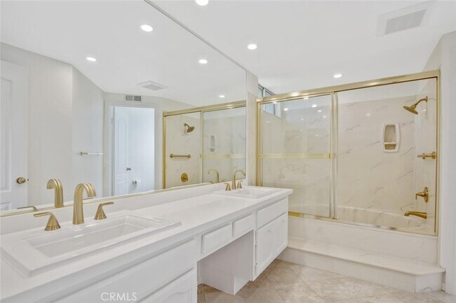 Building Photo - 5974 Ruthwood Dr