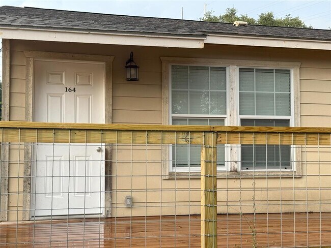 Building Photo - 23393 Nameless Rd