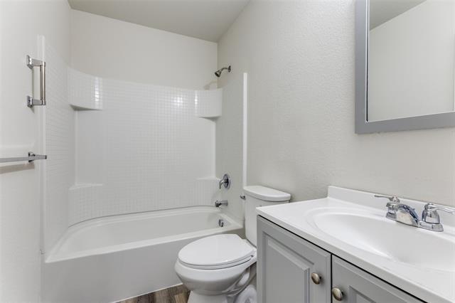 Building Photo - 10013 Amosite Dr