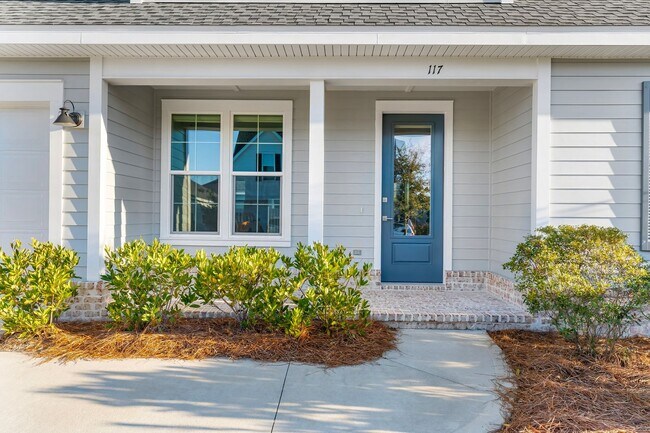 Building Photo - 117 Roundwood Dr