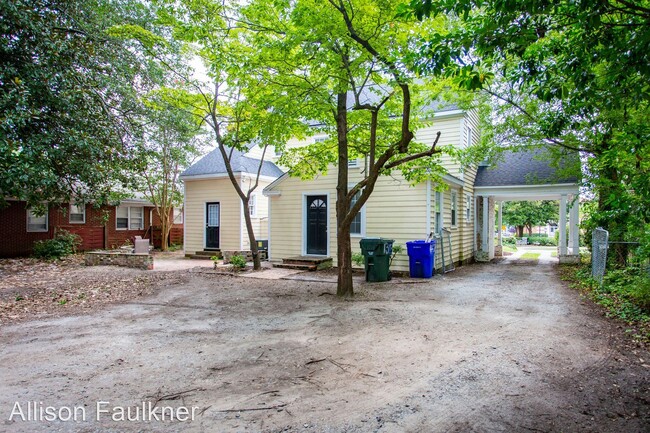 Building Photo - 4 br, 3.5 bath House - 1303 E. Fifth St