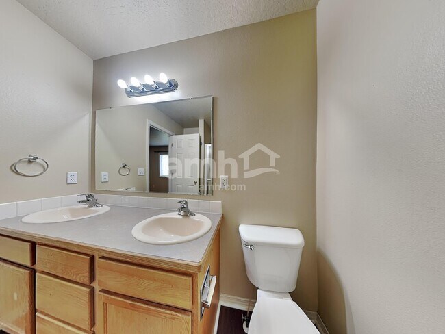 Building Photo - 199 E Striped Owl Dr