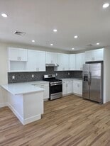 Building Photo - 9421 85th Rd