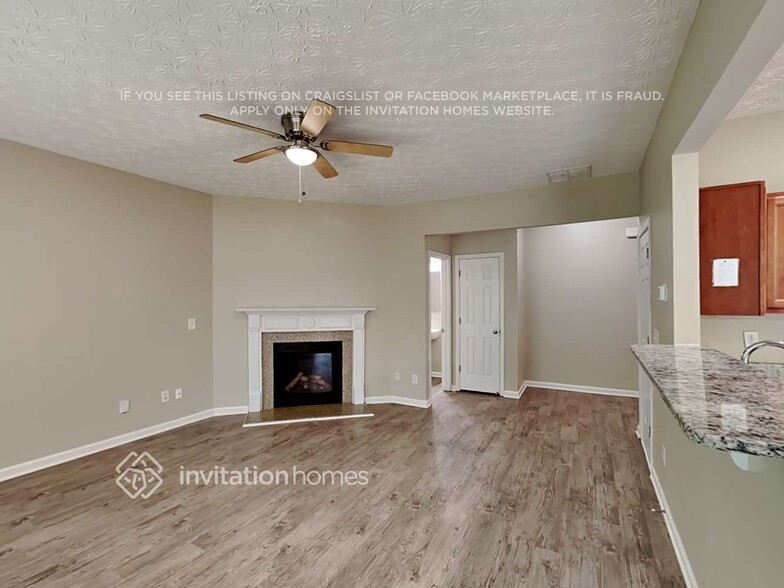 Building Photo - 235 Laurelton Cir