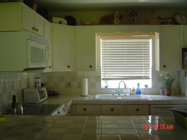 Building Photo - 1651 Knollwood Cir