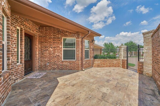 Building Photo - 201 Bessie Price Owen Dr