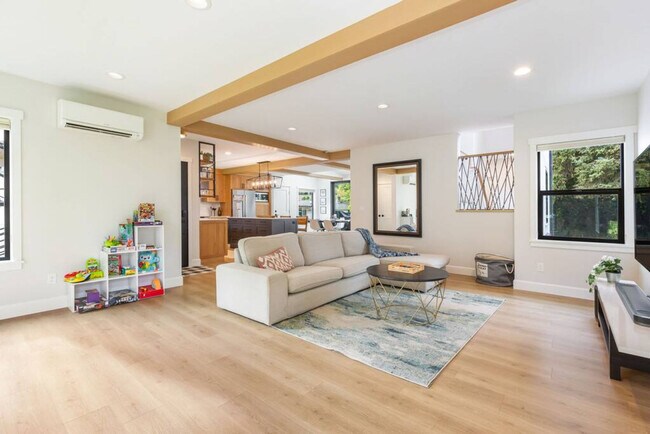 Building Photo - 9047 51st Ave NE