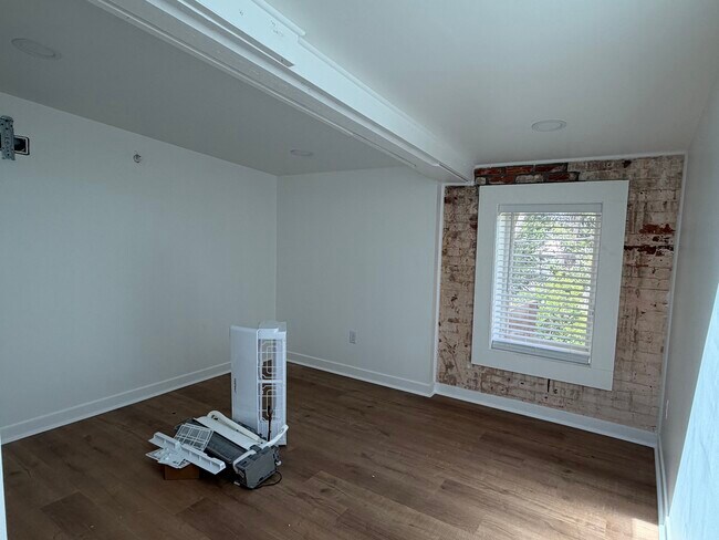 Building Photo - The Warehouse At Calhoun - RESIDENTIAL