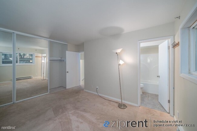 Building Photo - 3 br, 2.5 bath Condo - 4 Touchstone Dr, La...