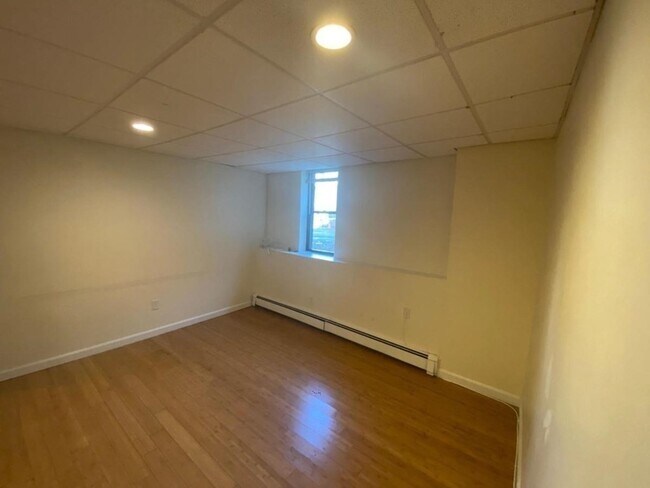 Building Photo - 7 Lothian Rd