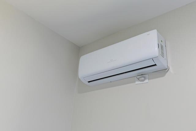 Building Photo - 142 L St