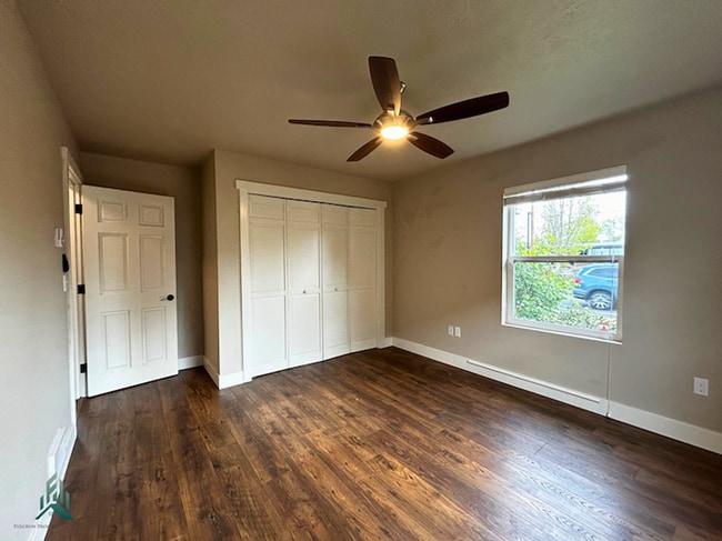 Building Photo - Newly Remodeled Single Family Home