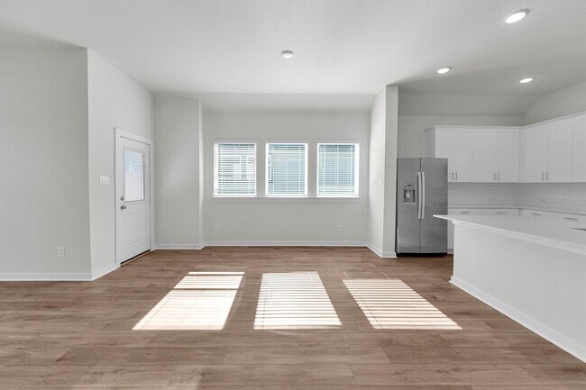 Building Photo - 16027 Bishops Cap Way