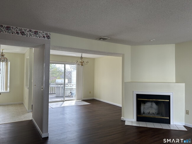 Building Photo - 10 South St