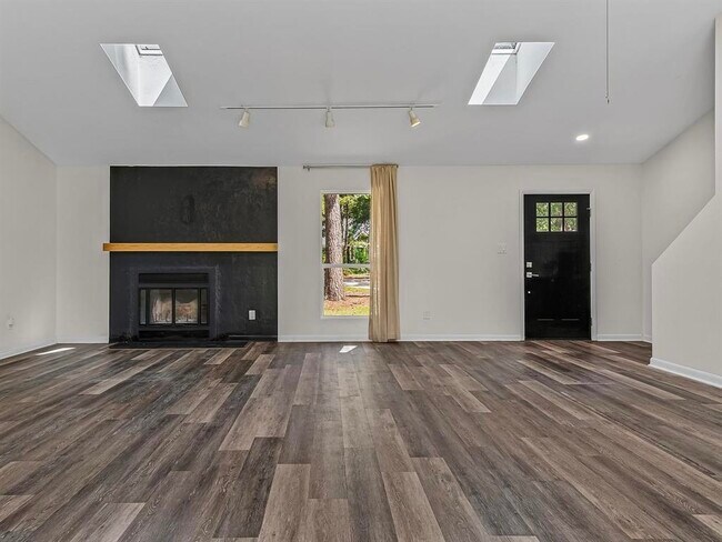 Building Photo - 3335 Micanopy Trail