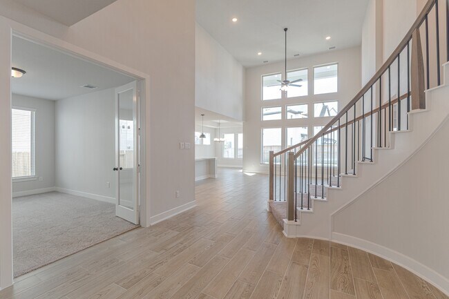 Building Photo - 119 Mockingbird Trails Dr