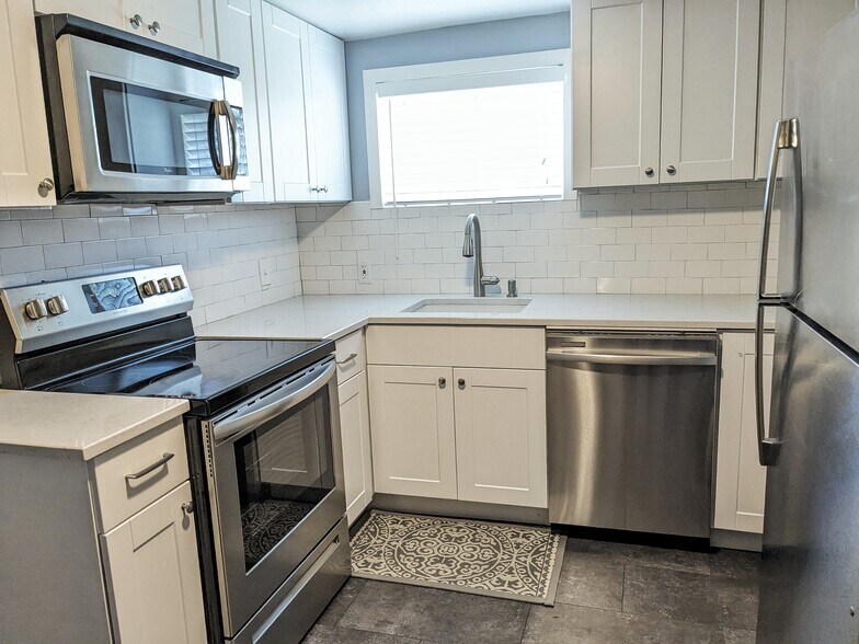 Building Photo - 3495 Ames St