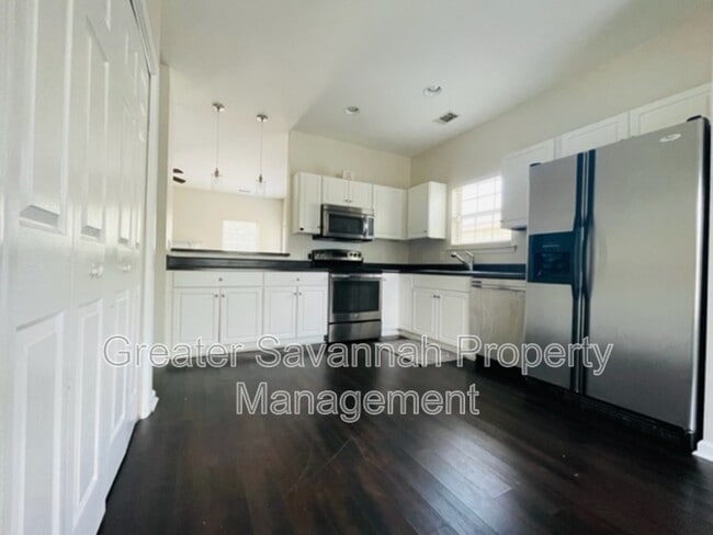 Building Photo - 209 Foxbury Square