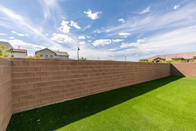 Building Photo - COMING SOON - Ready no later than Mid-June