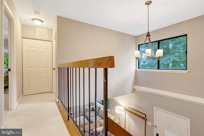 Building Photo - 5602 Summer Oak Way