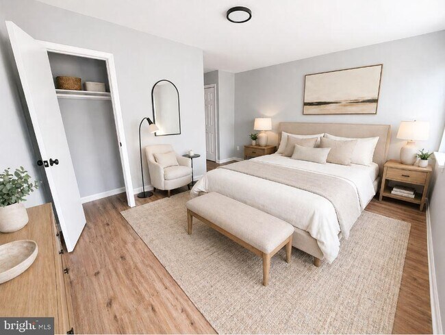 Building Photo - 2609 Lauretta Ave