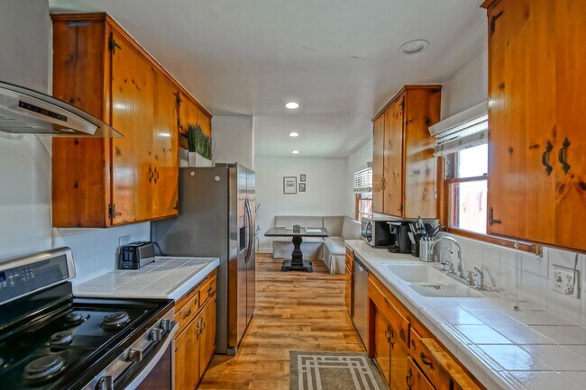 Building Photo - 2338 W 239th St