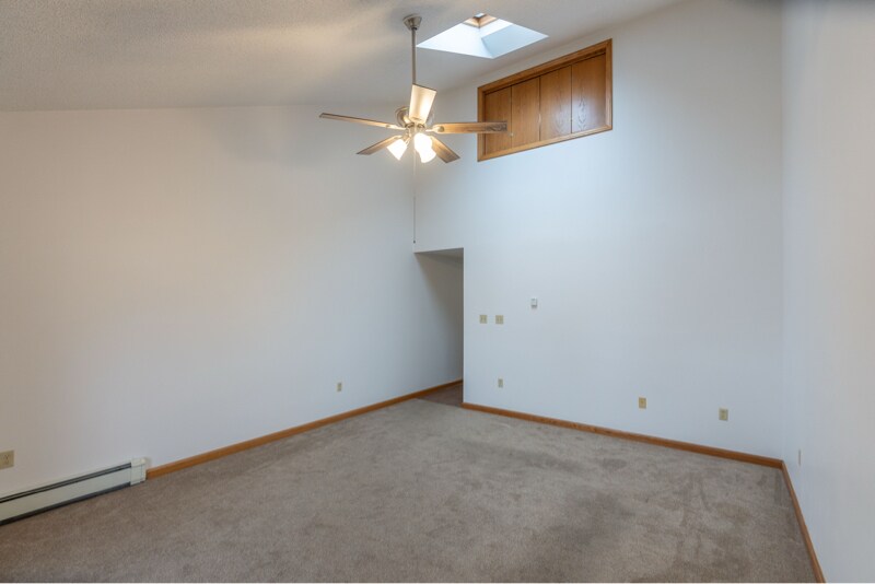 Building Photo - 120 N West St