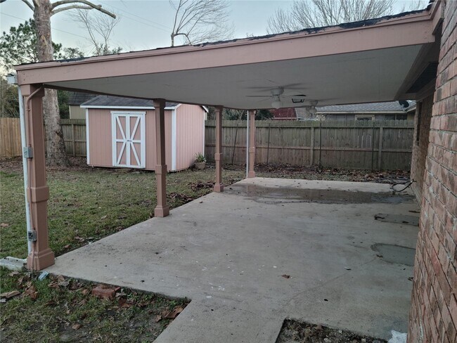 Building Photo - 343 Windsor Square