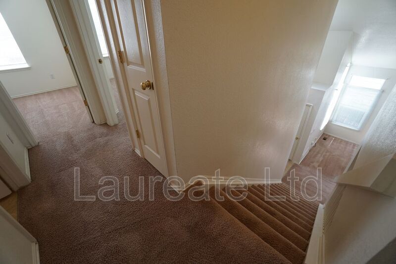 Building Photo - 8582 Sweet Clover Way