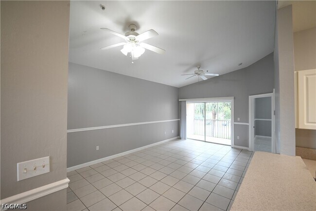 Building Photo - 15433 Bellamar Cir