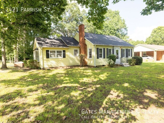 Building Photo - 2421 Parrish St