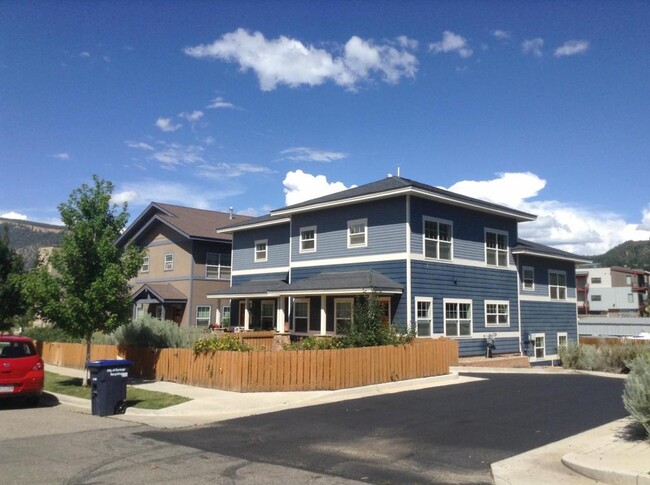 Building Photo - 3134 East Animas Village Dr