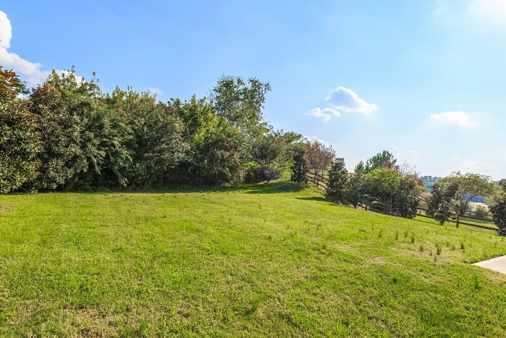 Building Photo - 5721 Verrazano Dr