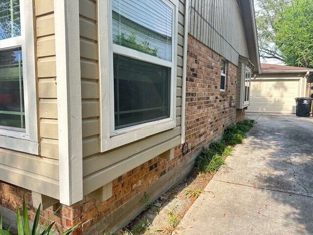 Primary Photo - 9317 Lugary Dr