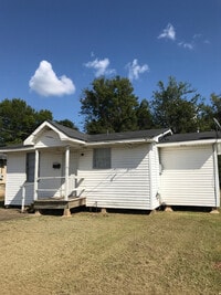 Building Photo - ****2517 New York - Alexandria