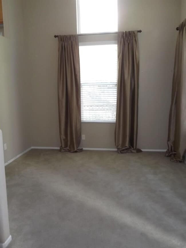 Building Photo - 3752 Mykonos Ln