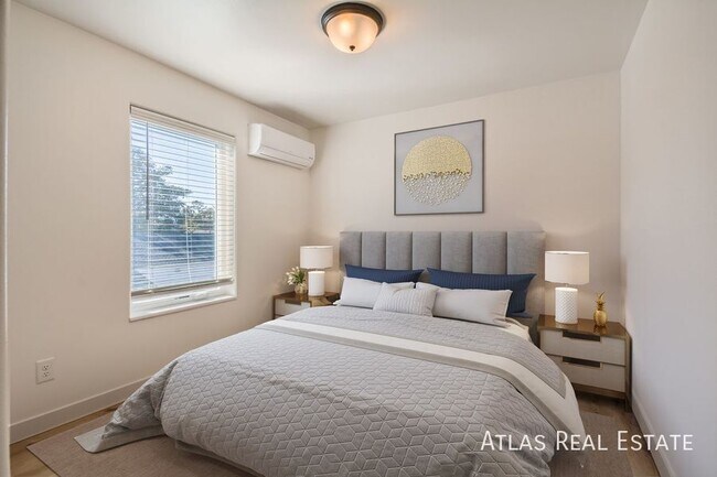 Building Photo - 4731 Columbine St