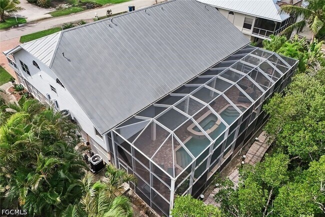 Building Photo - 21580 Indian Bayou Dr