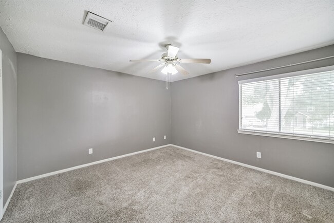 Building Photo - 12526 Chessington Dr