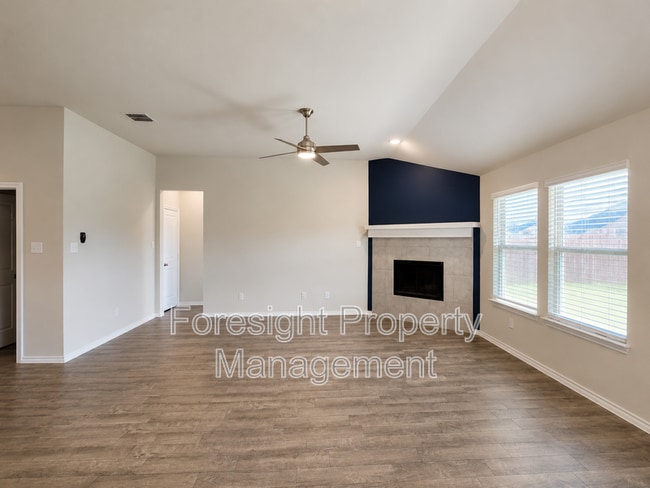 Building Photo - 538 Concho St