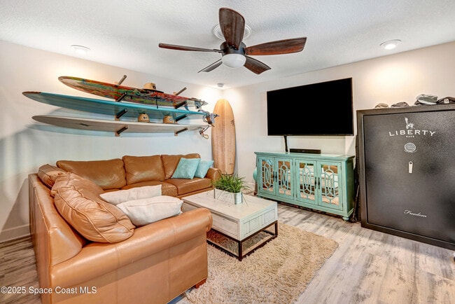 Building Photo - 8703 Jasmine Ct