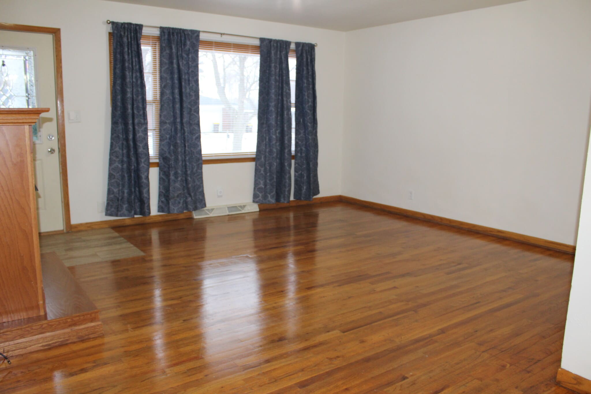 Building Photo - 3908 Pleasant Valley Blvd