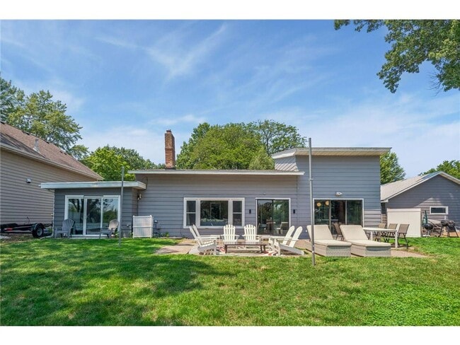 Building Photo - 5636 Twin Lake Terrace N