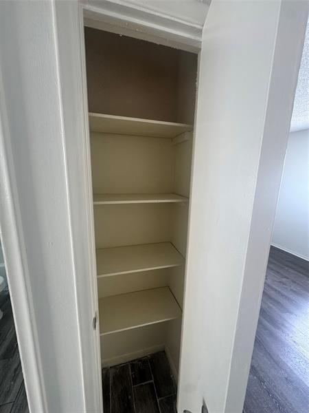 Building Photo - 5168 NE 6th Ave