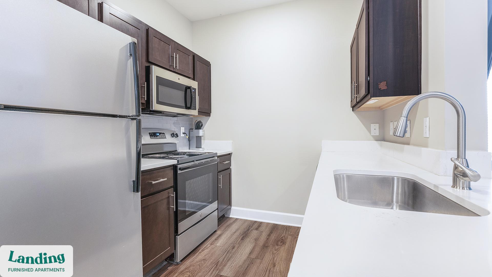 Building Photo - 195 N Creek Dr