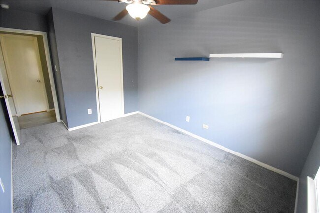 Building Photo - 10942 Heather Trail Dr