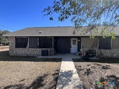 Building Photo - 200 Olsens Acres